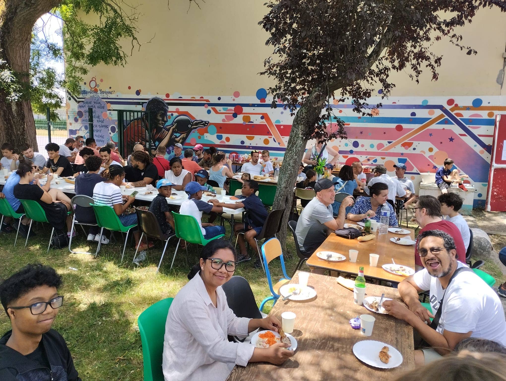 Image barbecue club tennis de table